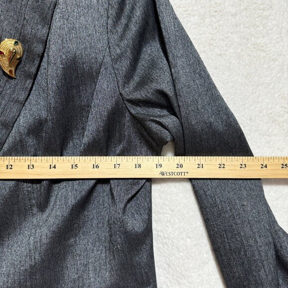 Anne Klein Blazer Coat Gray/Silver 2 Button 2 Pocket w/ Gold Pin Women's Size 14 - Picture 7 of 13